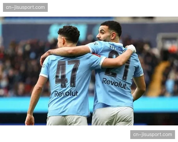 传闻：皇马关注曼城年轻中场福登，但曼城无意出售