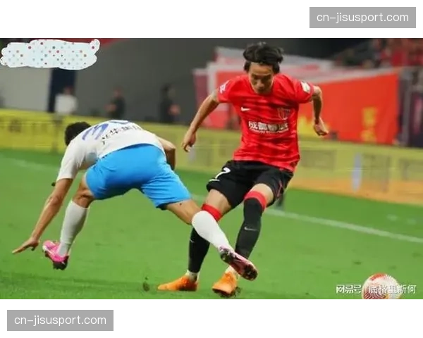 评论：升班马青岛西海岸“大脚找前锋”战术在中超的生存空间