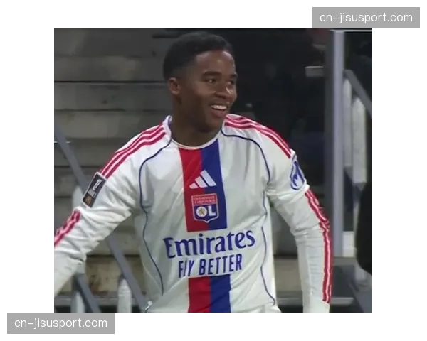 里昂2-0战胜洛里昂，恩德里克替补登场贡献关键助攻